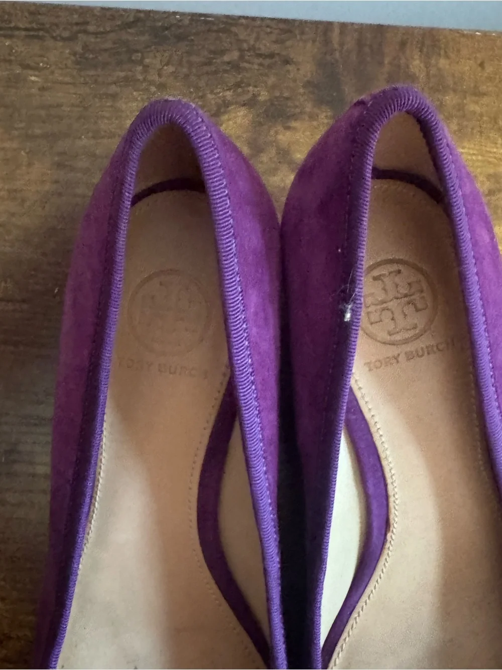 Tory Burch Purple Suede Bow Wedge Pumps Size 7.5